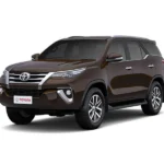 Toyota Fortuner 2.7 V in Pakistan